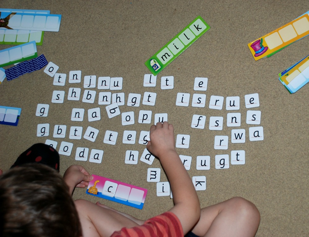 orchard toys match and spell instructions